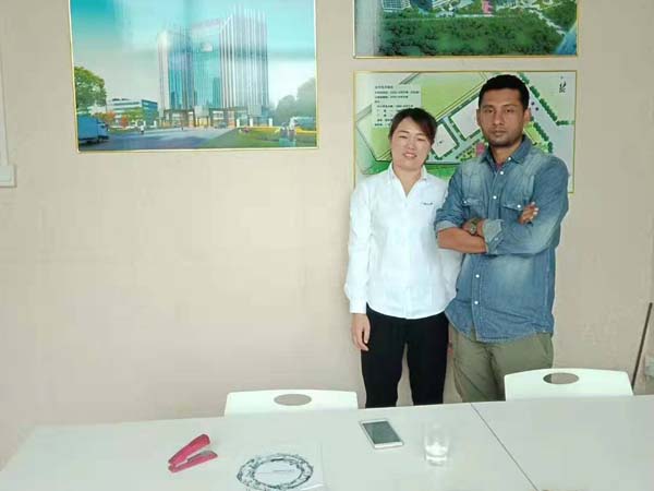 �ϼ����͑��(l��i)���������S���^����